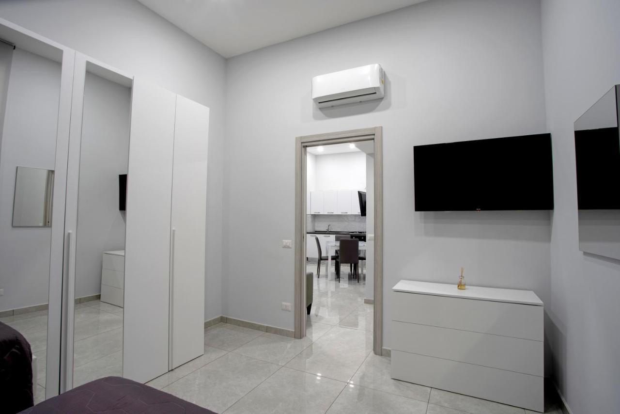 Giovi'S Apartments カステッランマーレ・ディ・スタービア エクステリア 写真