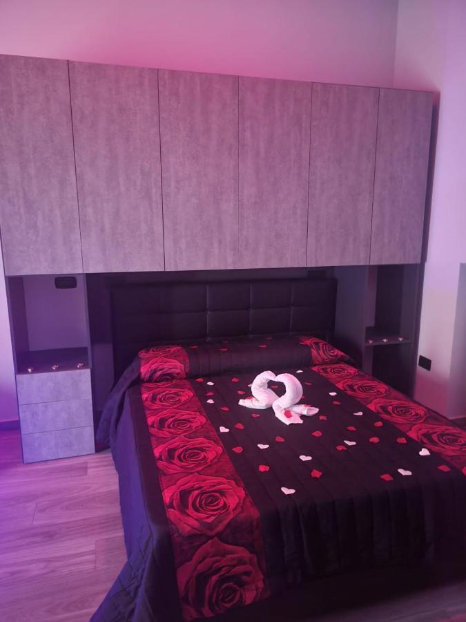 Giovi'S Apartments カステッランマーレ・ディ・スタービア エクステリア 写真