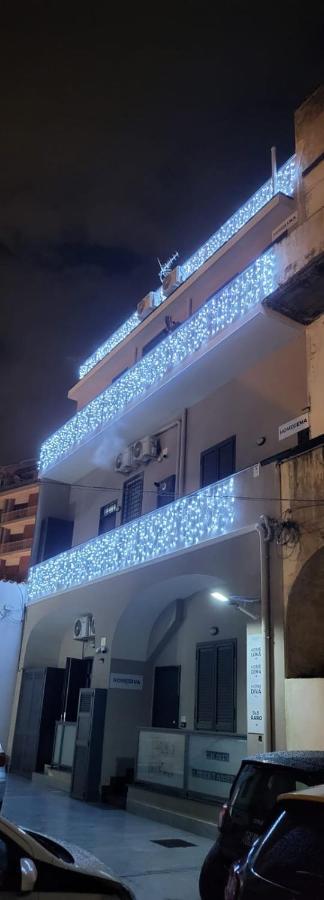 Giovi'S Apartments カステッランマーレ・ディ・スタービア エクステリア 写真